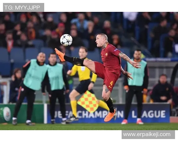 彩旗足球明星的真实身份揭晓背后的故事与成就分析