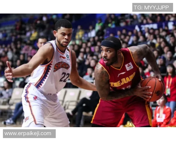 重庆篮球队以56分领跑冠军赛积分榜展现强劲实力与竞争优势